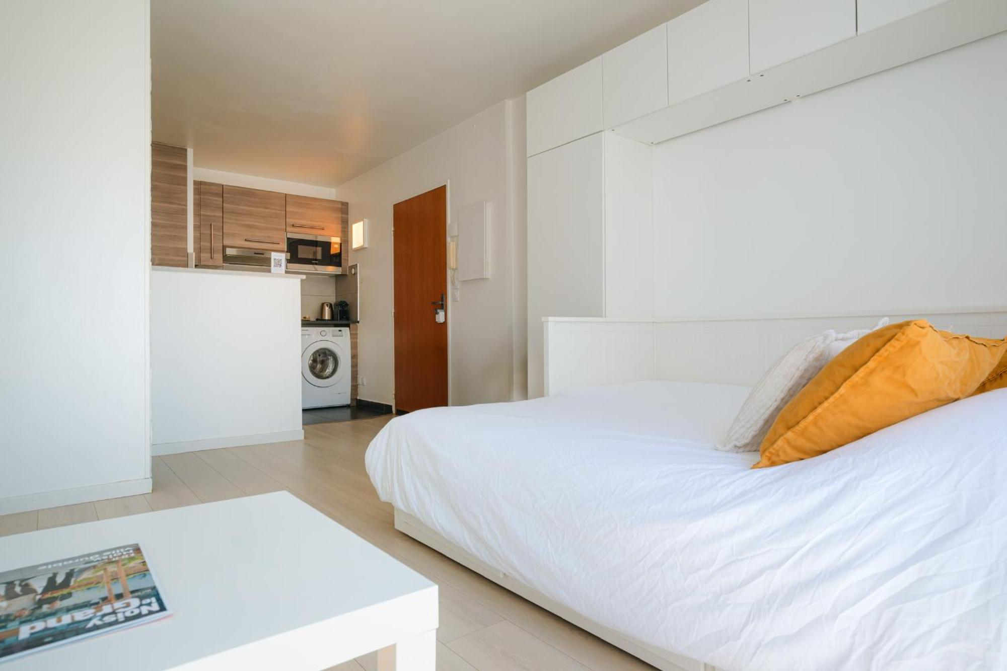Studio Cosy Entre Disney Et Noisy Le Grand Bagian luar foto